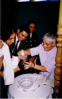 maria teresa baptise.jpg