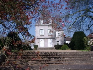 Prieuré ancien bâtiment
